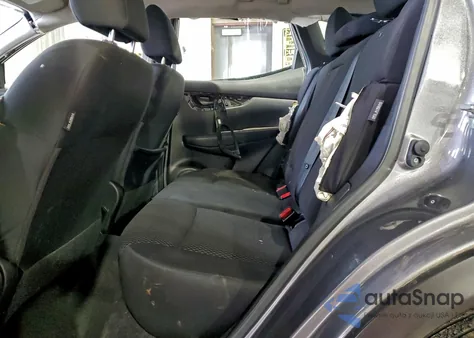 2021 Nissan Rogue Sport S z USA, uszkodzony, nr VIN JN1BJ1AW0MW420801